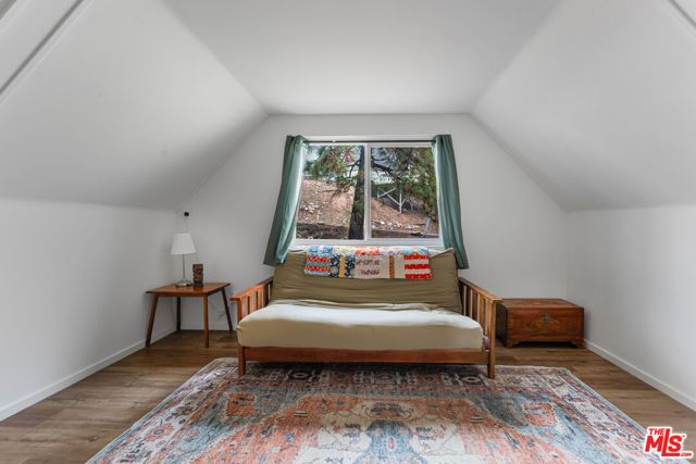 2595 Sunset Drive, Running Springs, CA 92382