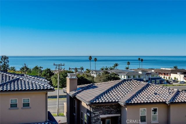 2732 Barcelona Street, Pismo Beach, CA 93449
