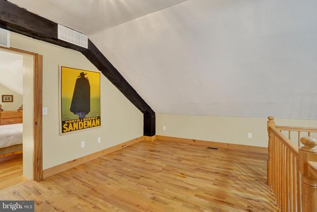 2537 SEITZLAND RD, Glen Rock, PA 17327