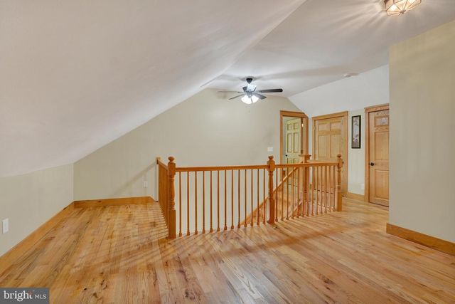 2537 SEITZLAND RD, Glen Rock, PA 17327