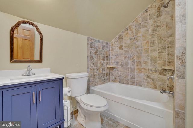 2537 SEITZLAND RD, Glen Rock, PA 17327