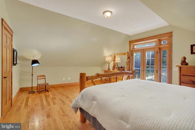 2537 SEITZLAND RD, Glen Rock, PA 17327