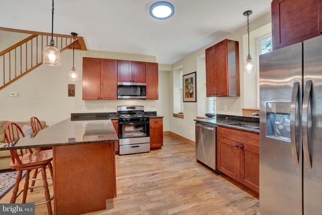 2537 SEITZLAND RD, Glen Rock, PA 17327