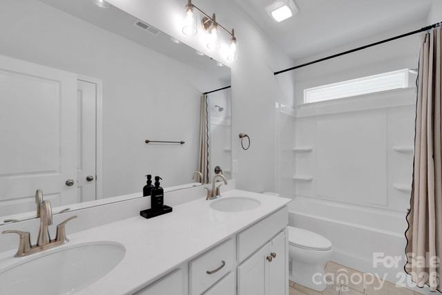 6409 Alanbrook Road, Charlotte, NC 28215