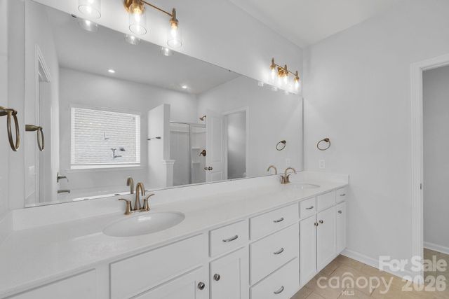 6409 Alanbrook Road, Charlotte, NC 28215