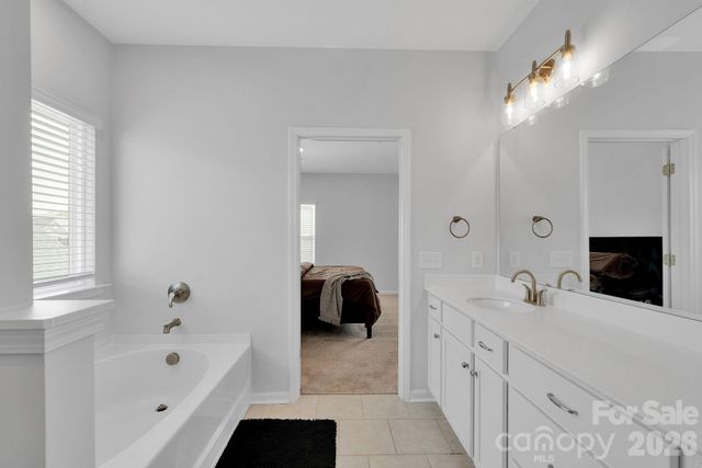 6409 Alanbrook Road, Charlotte, NC 28215