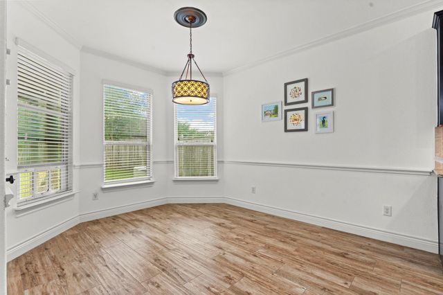 6 Pilot Rock Place, Tomball, TX 77375