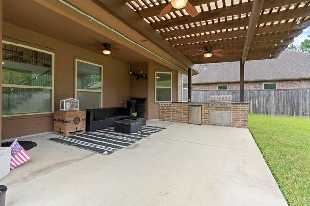 6 Pilot Rock Place, Tomball, TX 77375