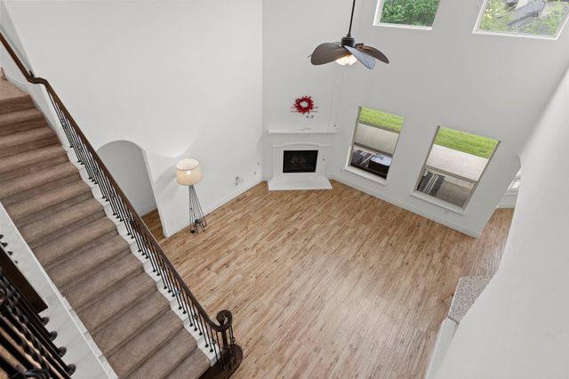 6 Pilot Rock Place, Tomball, TX 77375