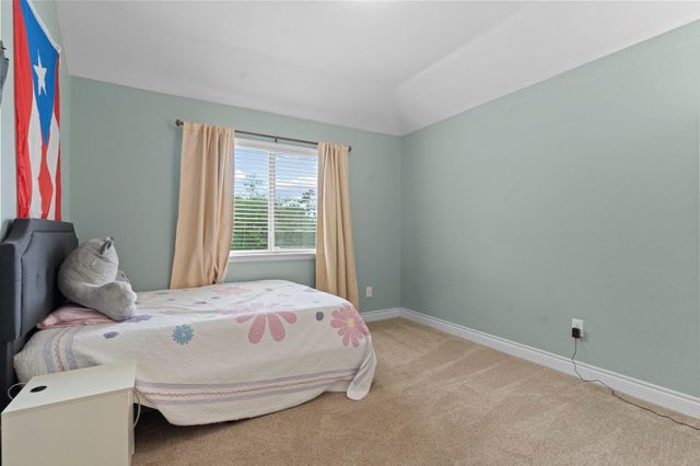 6 Pilot Rock Place, Tomball, TX 77375