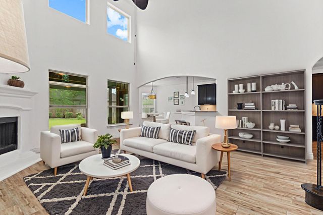 6 Pilot Rock Place, Tomball, TX 77375