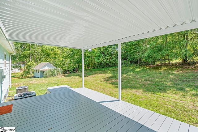 108 Lakeshore Drive, Greenwood, SC 29649