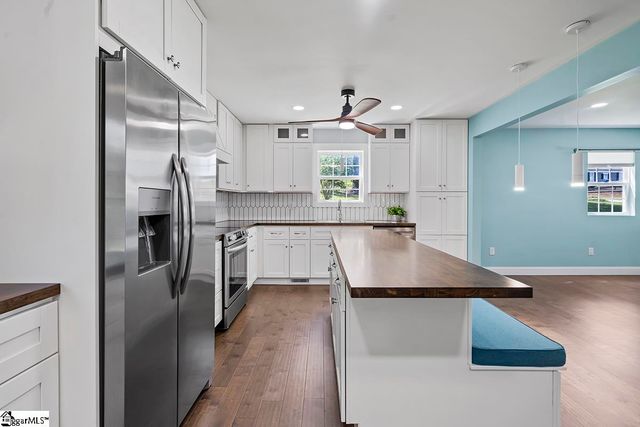 108 Lakeshore Drive, Greenwood, SC 29649