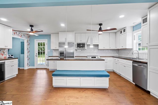 108 Lakeshore Drive, Greenwood, SC 29649