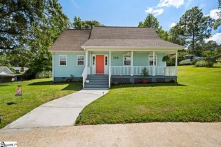 108 Lakeshore Drive, Greenwood, SC 29649