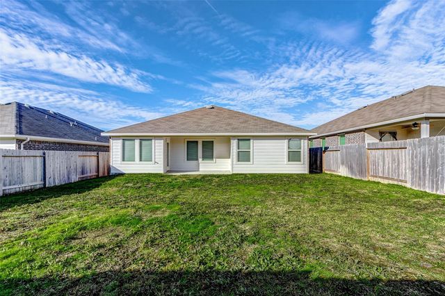 40454 Red Poppy Ln, Magnolia, TX 77354