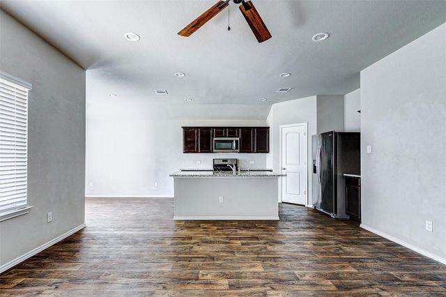 40454 Red Poppy Ln, Magnolia, TX 77354