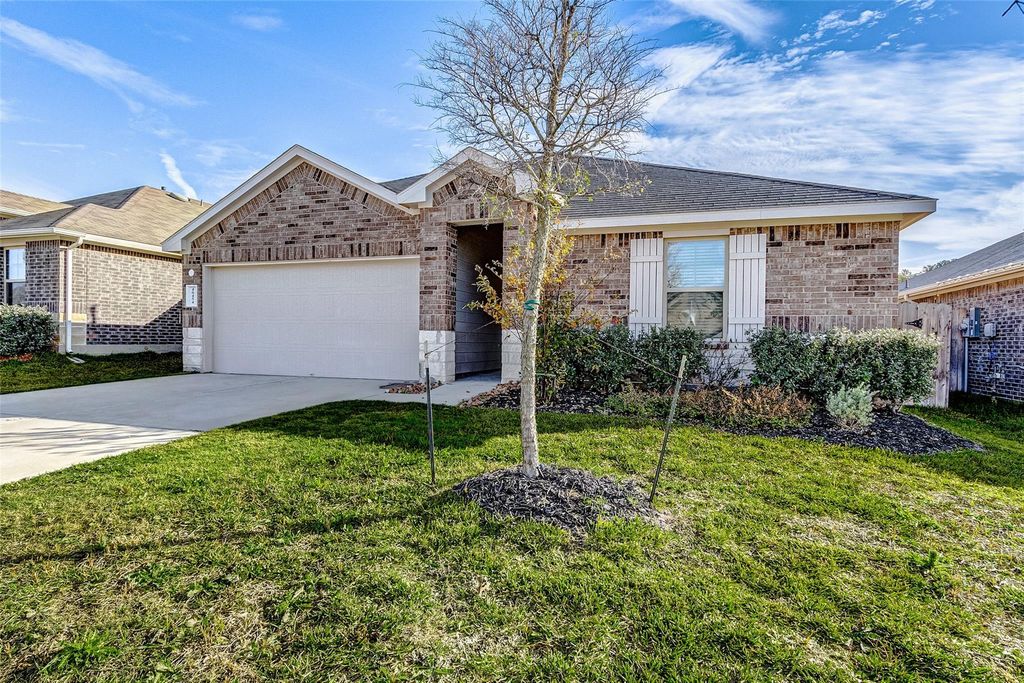 40454 Red Poppy Ln, Magnolia, TX 77354