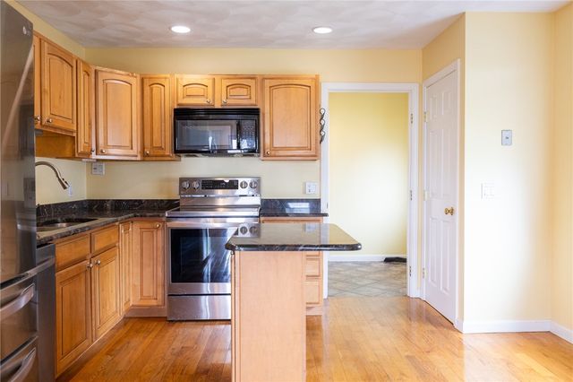 190 Charlotte Drive, Warwick, RI 02818