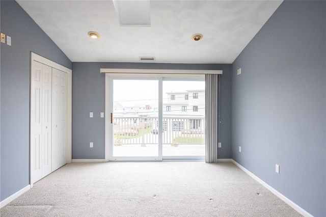 190 Charlotte Drive, Warwick, RI 02818