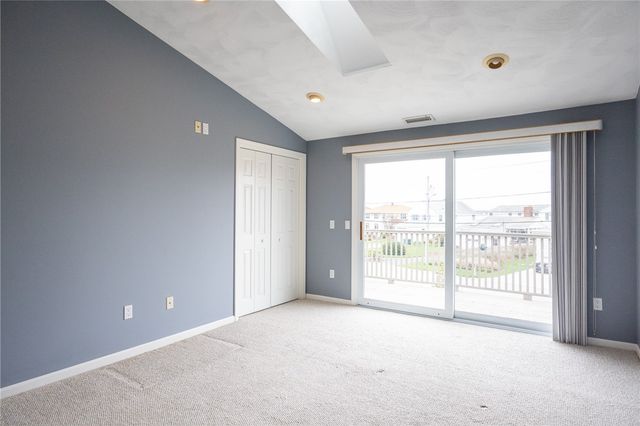 190 Charlotte Drive, Warwick, RI 02818