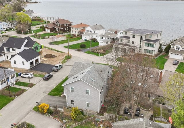 190 Charlotte Drive, Warwick, RI 02818