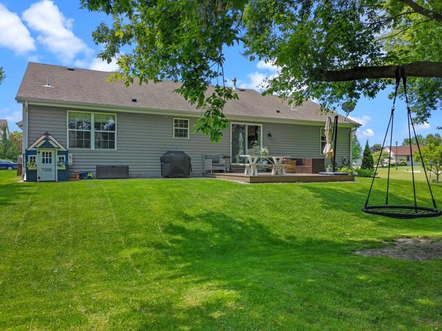 606 E Sheila AVENUE, Elkhorn, WI 53121