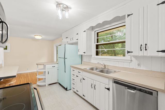 617 Philwood Dr, Nashville, TN 37214