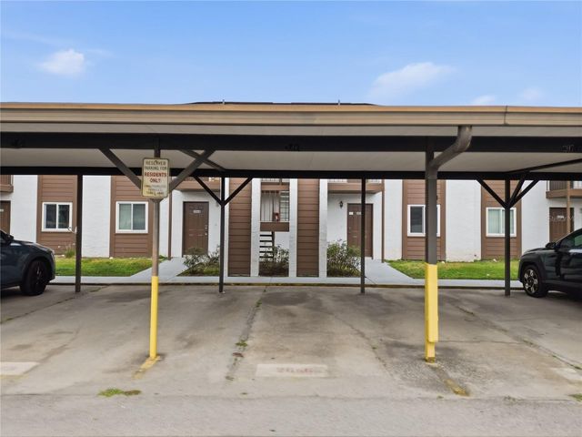 39132 COUNTY ROAD 54 2066, Zephyrhills, FL 33542