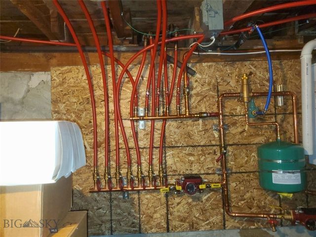 115 E Idaho, Virginia City, MT 59755