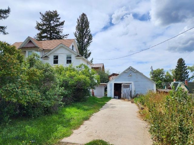 115 E Idaho, Virginia City, MT 59755