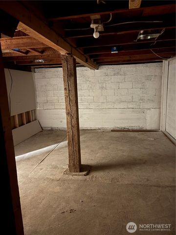 210 Seattle Avenue, Shelton, WA 98584