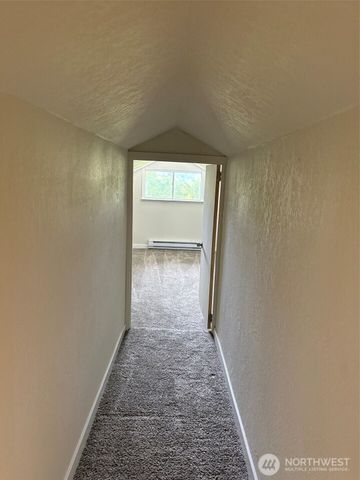 210 Seattle Avenue, Shelton, WA 98584