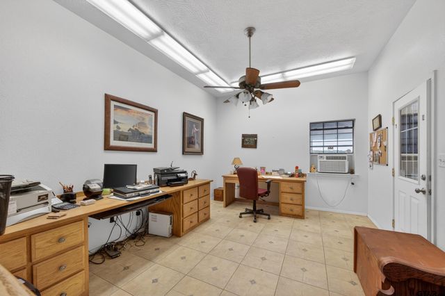 1053 ACR 499, Athens, TX 75751
