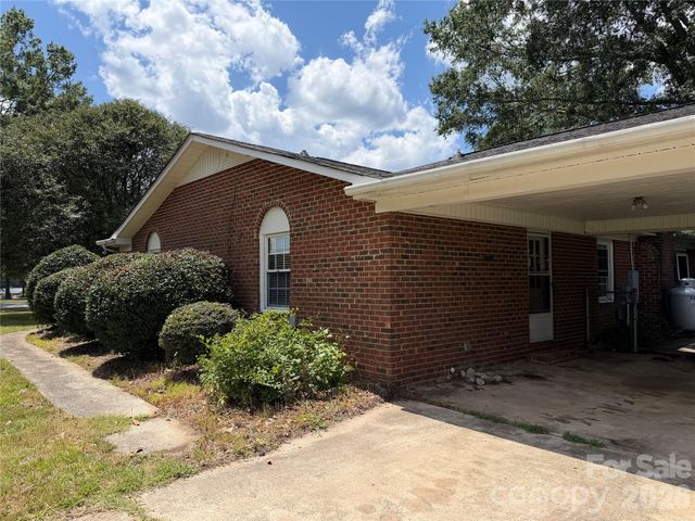 3025 Smith Farm Road, Matthews, NC 28104