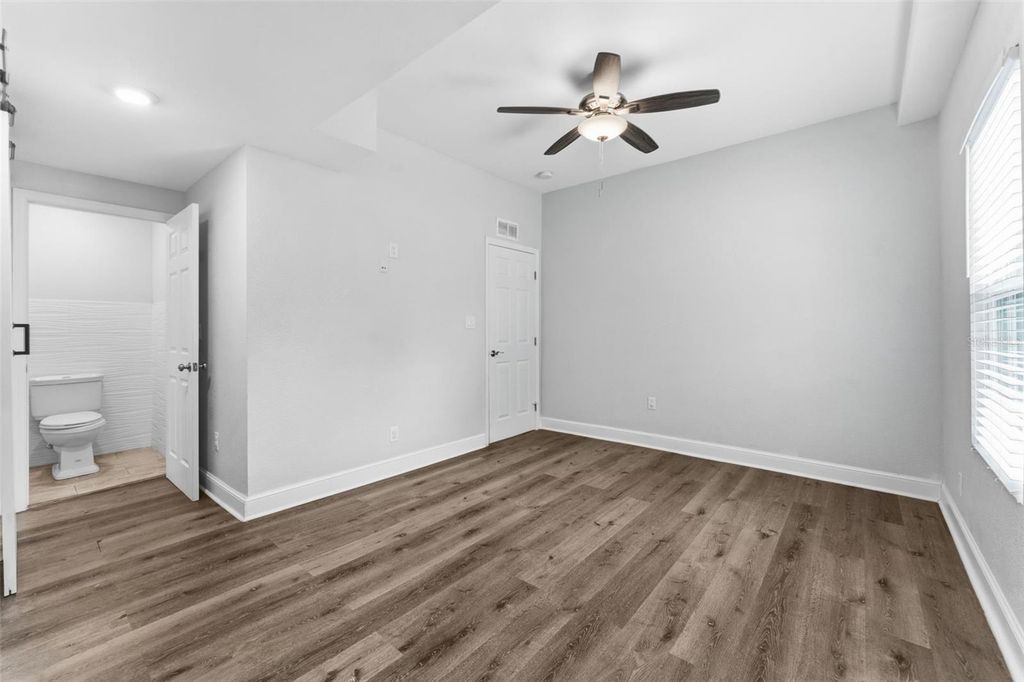 Image 20 of property listing at 3314 N JEFFERSON STREET, Tampa, FL 33603