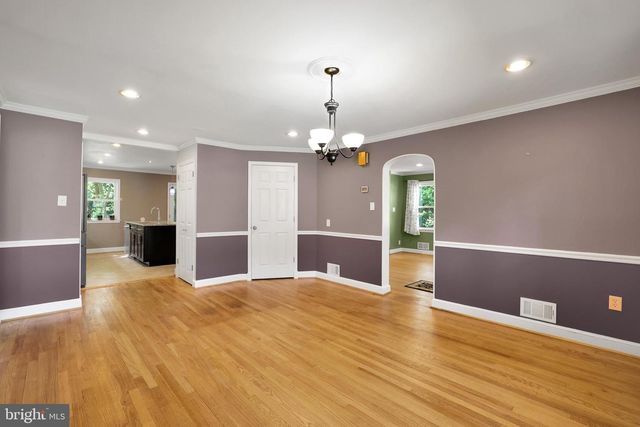 5807 CARLYLE, Cheverly, MD 20785