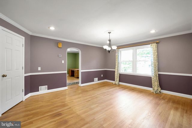 5807 CARLYLE, Cheverly, MD 20785