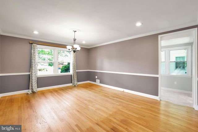 5807 CARLYLE, Cheverly, MD 20785