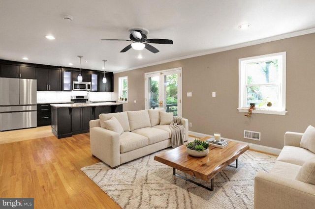 5807 CARLYLE, Cheverly, MD 20785
