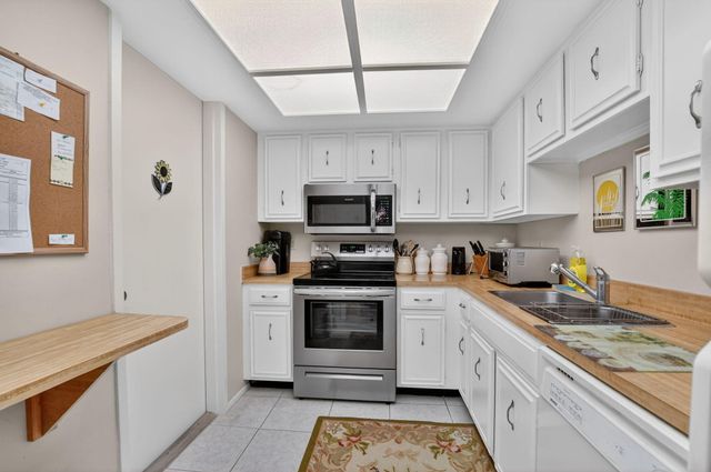 1736 Bridgewood Drive, Boca Raton, FL 33434