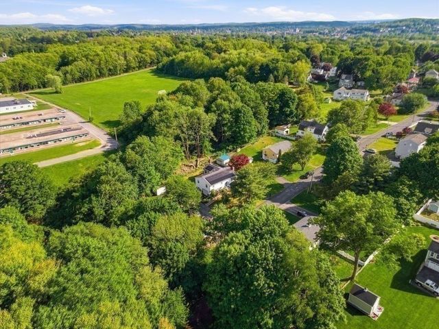 24 Lawton St, Haverhill, MA 01830