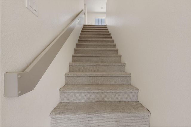 1923 Black Gold Street SE, Albuquerque, NM 87123