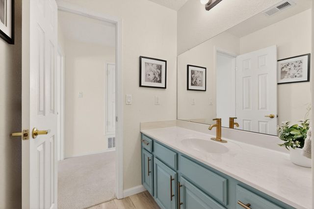 1923 Black Gold Street SE, Albuquerque, NM 87123