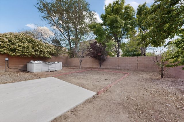 1923 Black Gold Street SE, Albuquerque, NM 87123