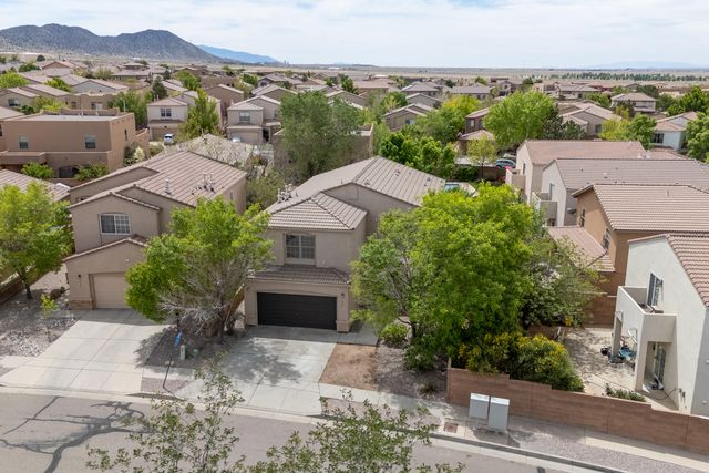 1923 Black Gold Street SE, Albuquerque, NM 87123