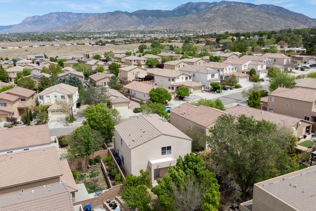 1923 Black Gold Street SE, Albuquerque, NM 87123