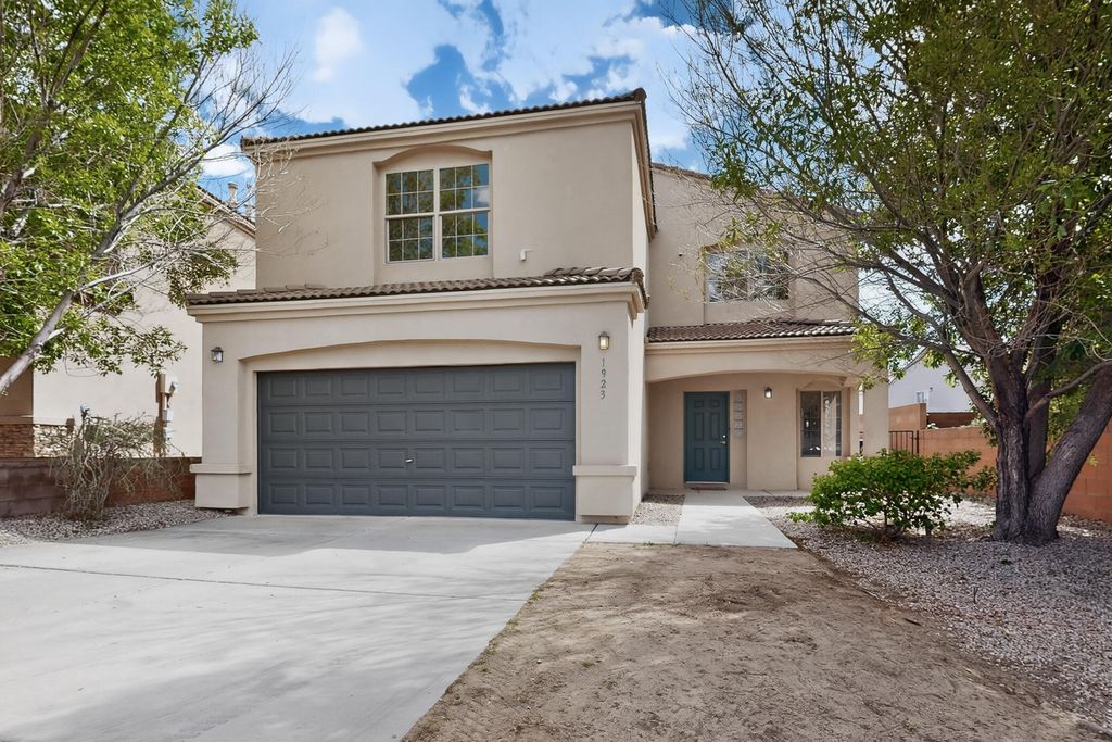 1923 Black Gold Street SE, Albuquerque, NM 87123
