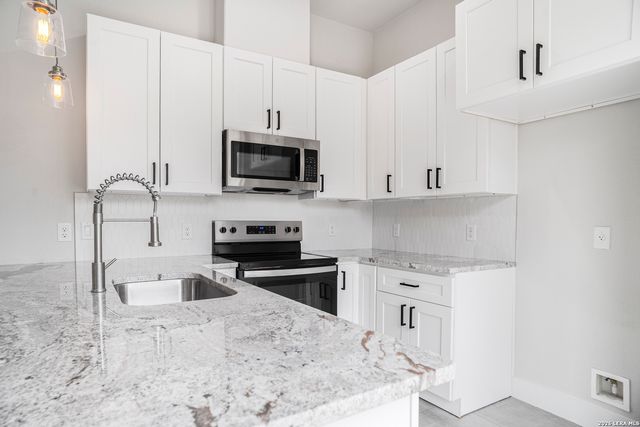 10743 Pharaoh, San Antonio, TX 78254