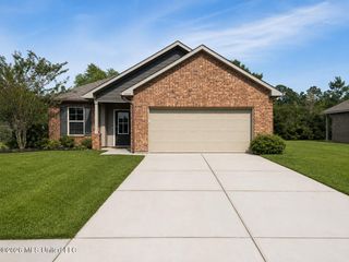 14058 Harley Drive, D'iberville, MS 39540